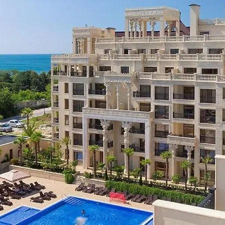 Luxury Beachside Self-catering With Pool Access *