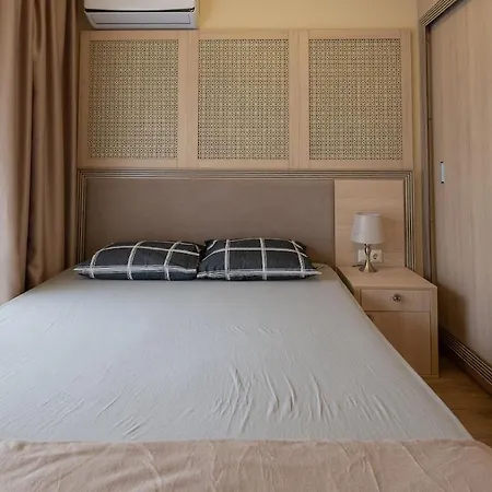 Apartment Luxury Beachside Self-catering With Pool Access